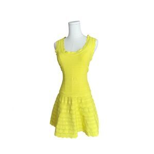 Leger Babe Scalloped Trim Fit and Flare Bandage Dress drop waist in yellow M